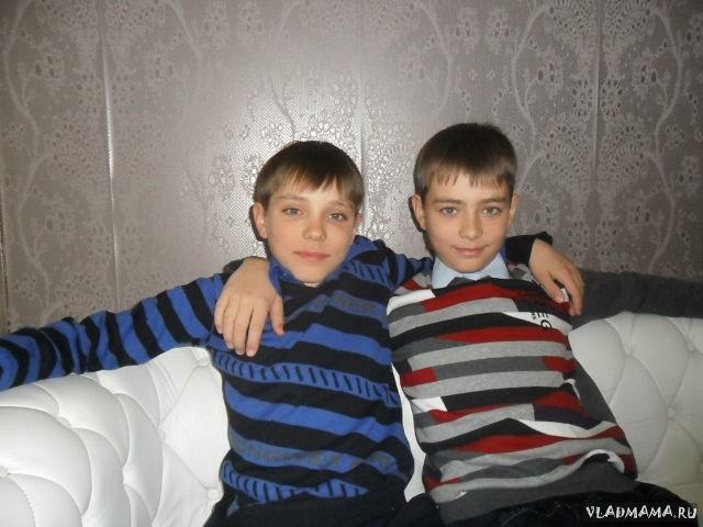 Внуки.
