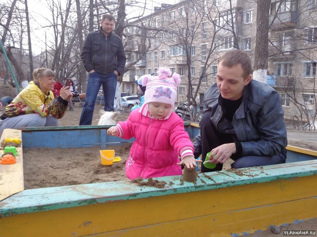 Папа может не только дом, но и замок для своей принцессы построить!!!