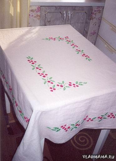 Скатерть с ягодками